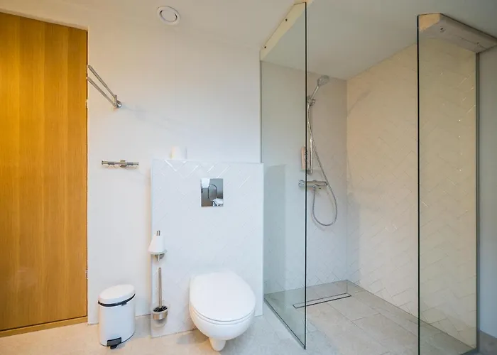 Apteegimaja דירה *